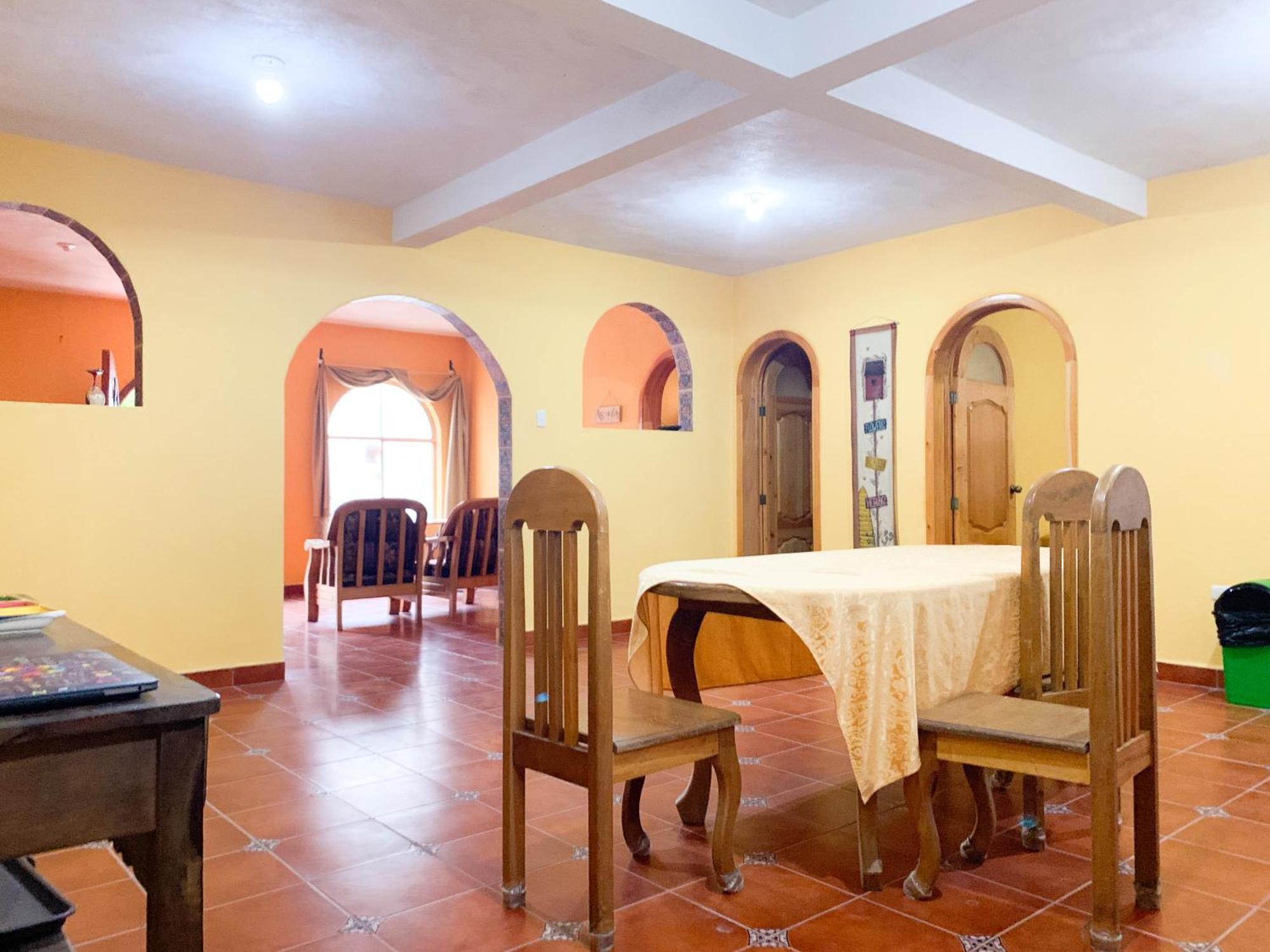 Casa Esperanza *